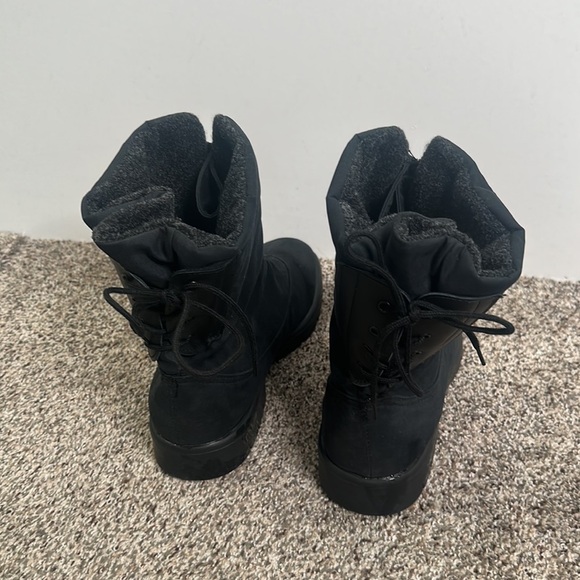 Canada toe warmer black boots size 9  comfy winter - Picture 5 of 9